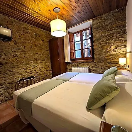 Otel Fonda Dels Pics *